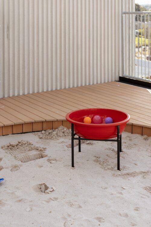 Round Activity Pond & Stand