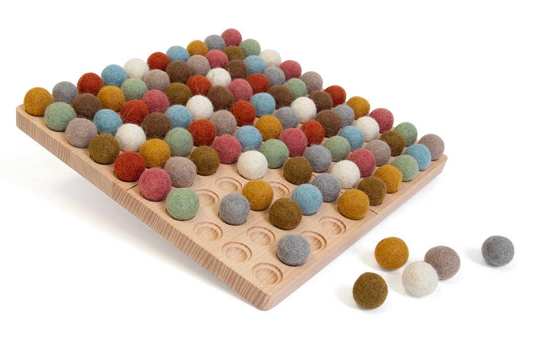 Montessori Board & 100 Felt Balls