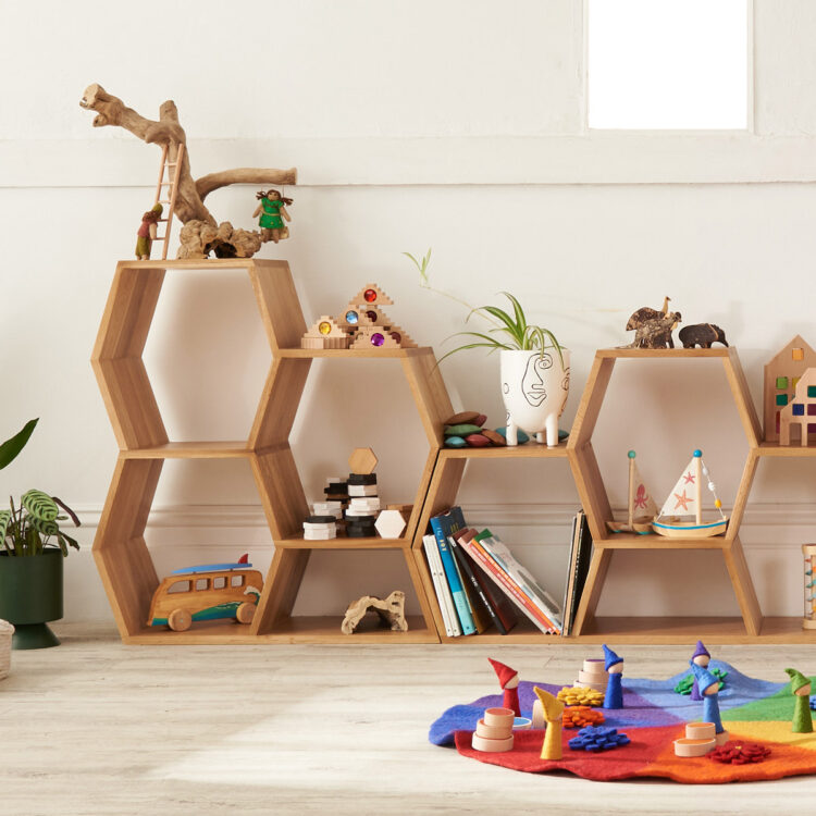 Oak Medium Honeycomb Display Shelf