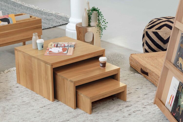 Oak Nesting Tables