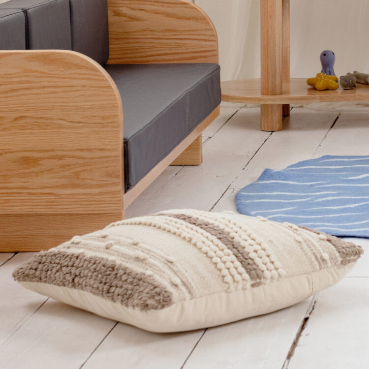 Cream Cushion & Insert