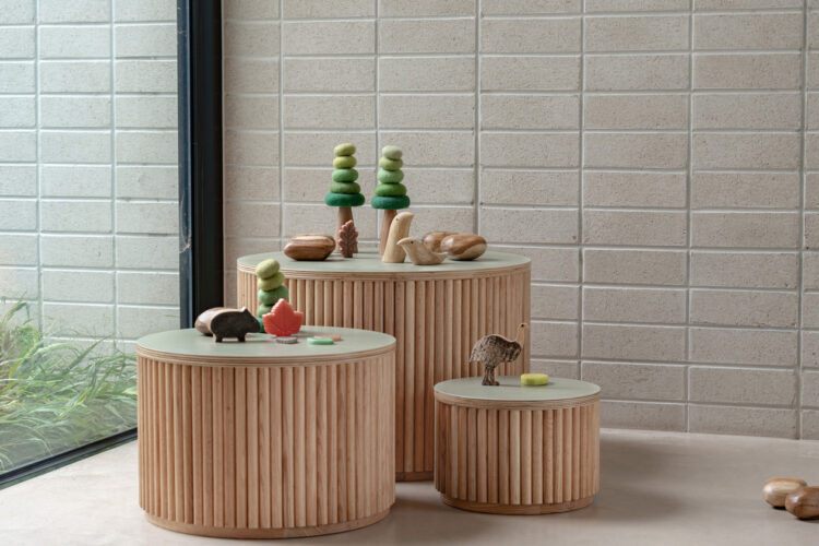 Oak Fluted Nesting Tables
