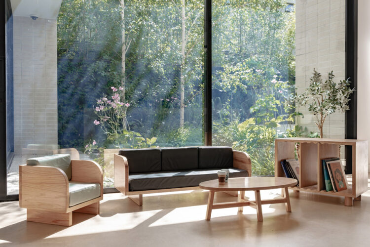 Oak Tish Armchair