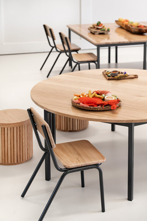 Tas Oak Hardwood Round Table 750mm