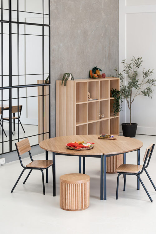 Tas Oak Hardwood Round Table: 900mm