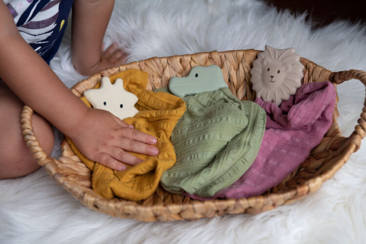 Crocodile Teether with Muslin Comforter