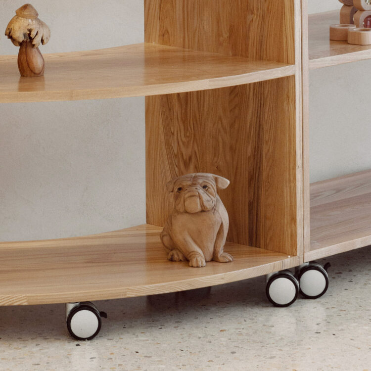 Small Wooden Bulldog Natural