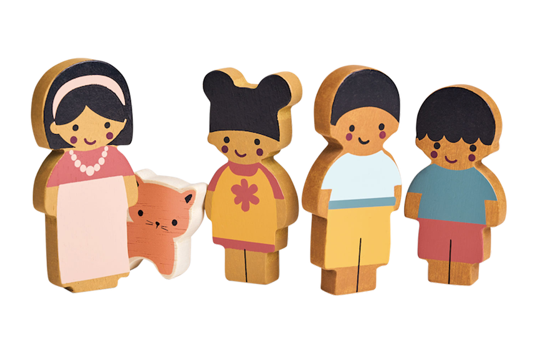 Doll Family With Cat