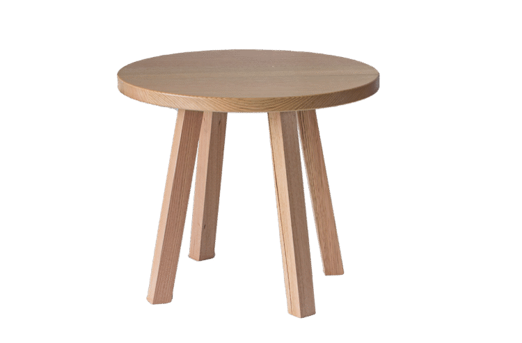 Oak Round Table