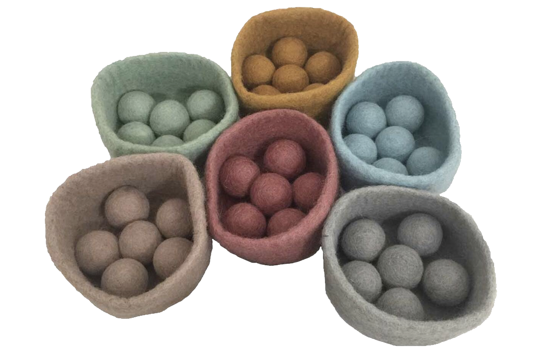 Felt Balls & Bowls Earth 48pc