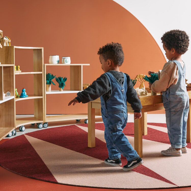 Tas Oak Flexispace Tiered Set 4
