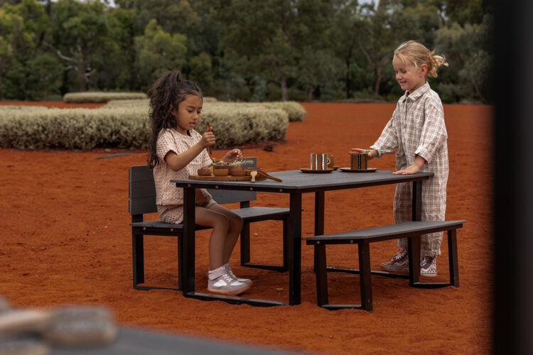 U-Frame Rectangle Table & Benches
