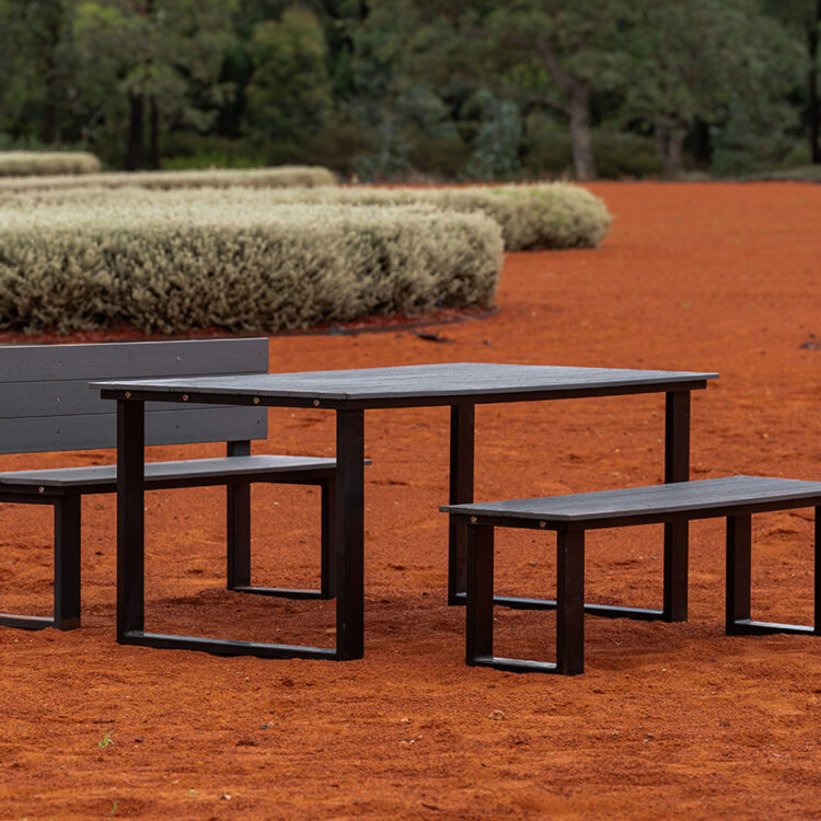 Outdoor U-Frame Benches