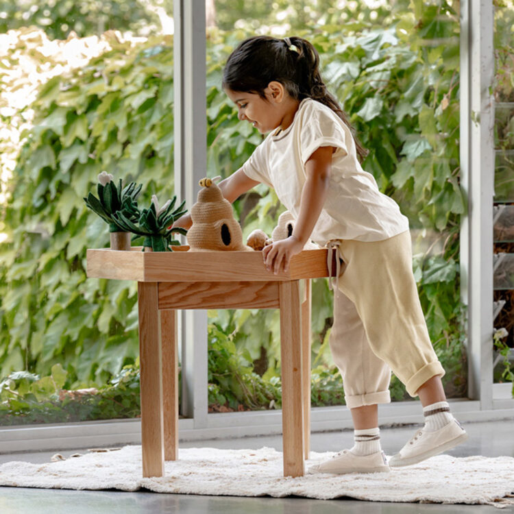 Oak Hexagon Active Play Table