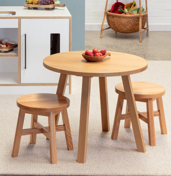 Oak Round Table & Stool Set