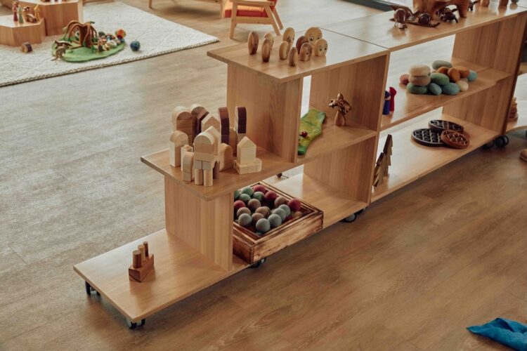 Tas Oak Flexispace Tiered Set 1